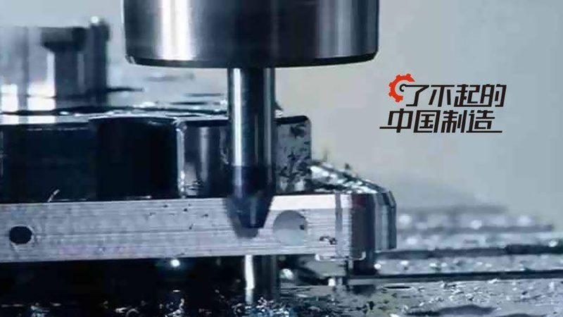 五轴加工中心：揭秘其核心优势与选购要点